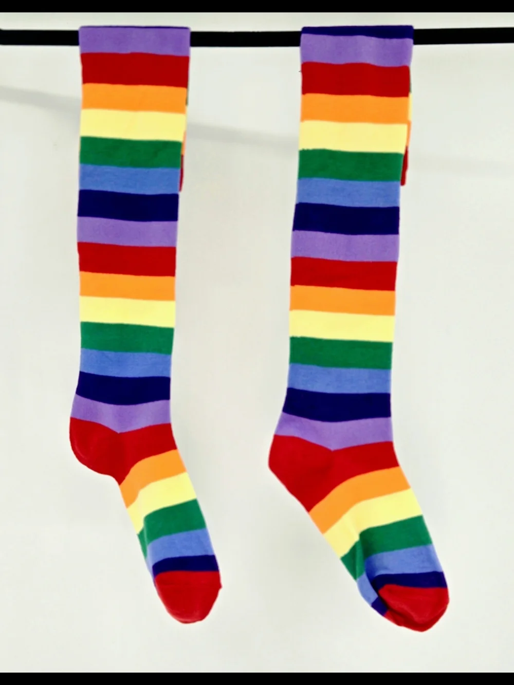 NEW! 🌈 🧦 PRIDE & SOLIDARITY Rainbow Striped HIGH SOCKS CUTE RETRO FUN ONE SIZE